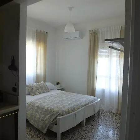 Caseggiato Ogliastrillo Maison d'hôtes *