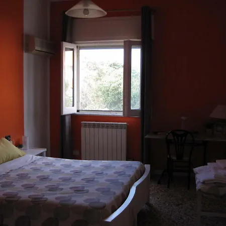 Pensión Caseggiato Ogliastrillo Cefalú